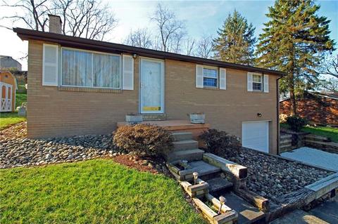 891 Iris Dr, Irwin, PA 15642 photo 1
