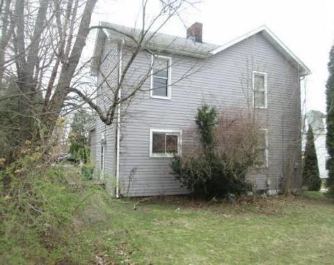 318 E 2nd Ave, Derry, PA 15627 photo 3