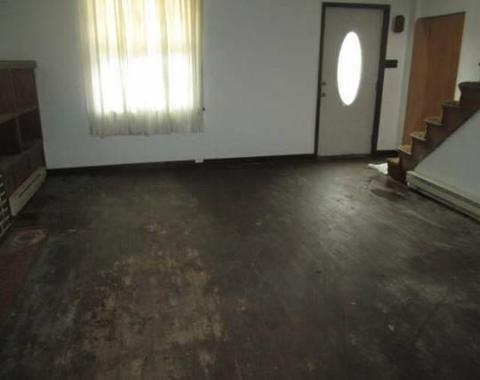 318 E 2nd Ave, Derry, PA 15627 photo 7