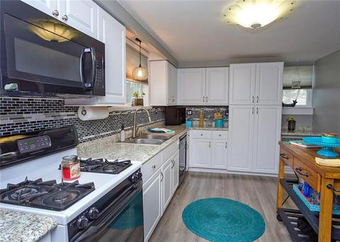 2812 Buchanan St, Export, PA 15632 photo 7