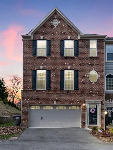2205 Pointe View Dr, Mars, PA 16046 photo 1