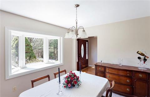 4946 Simmons Cir, Export, PA 15632 photo 6