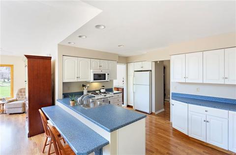 4946 Simmons Cir, Export, PA 15632 photo 13