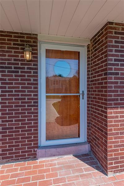 2856 Sunset Cir, Export, PA 15632 photo 4