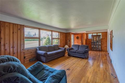 2856 Sunset Cir, Export, PA 15632 photo 6