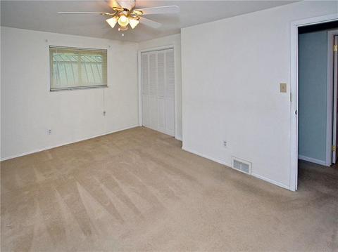 220 Durst Rd, Irwin, PA 15642 photo 12