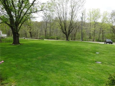 68 Valley Rd, Eighty Four, PA 15330 photo 4