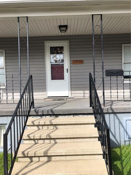 2208 Dailey Ave, Latrobe, PA 15650 photo 3