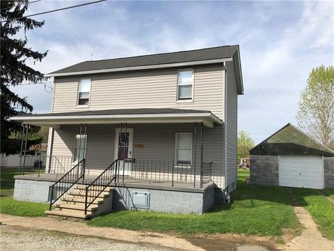 2208 Dailey Ave, Latrobe, PA 15650 photo 2