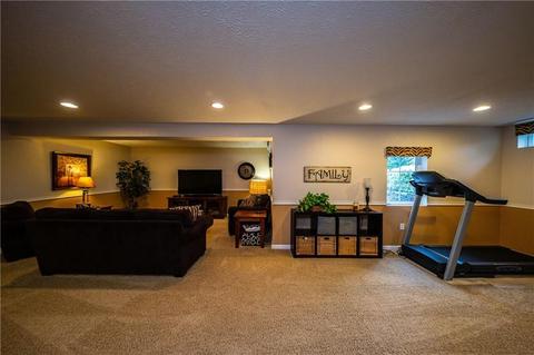 201 Cliffside Dr, Mars, PA 16046 photo 21