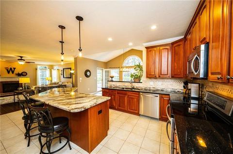 201 Cliffside Dr, Mars, PA 16046 photo 6