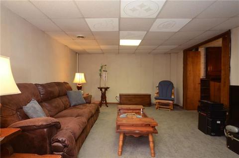 597 Spring Ln, Beaver, PA 15009 photo 18