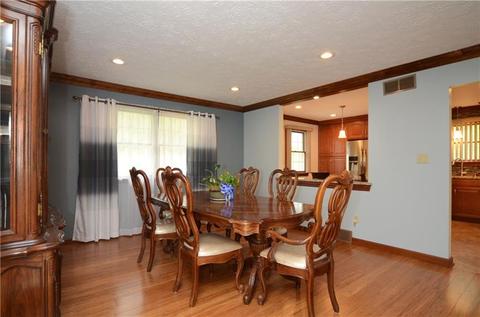 597 Spring Ln, Beaver, PA 15009 photo 9