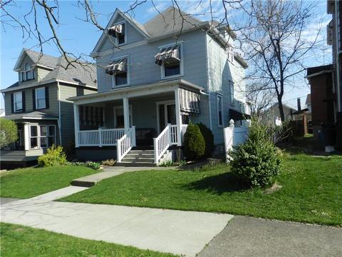 107 E Adams Ave, Vandergrift, PA 15690 photo 2