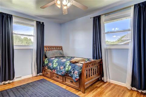 110 Windsor Dr, Irwin, PA 15642 photo 12