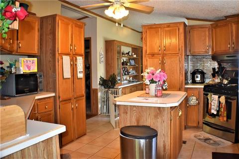71 Roundtop Rd, Irwin, PA 15642 photo 3