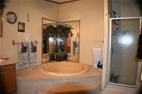 71 Roundtop Rd, Irwin, PA 15642 photo 10