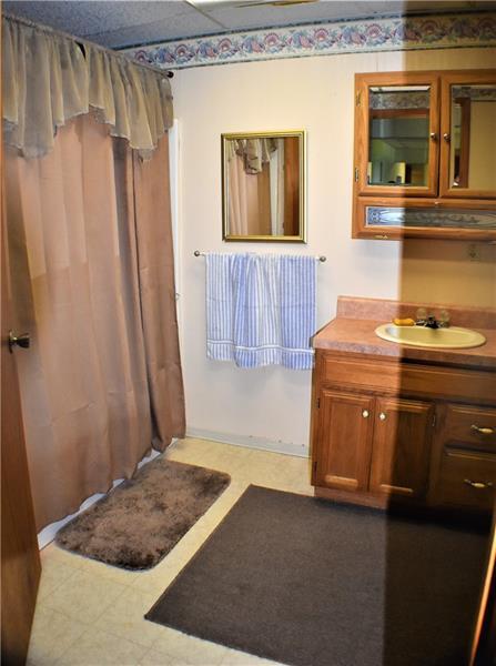 71 Roundtop Rd, Irwin, PA 15642 photo 18