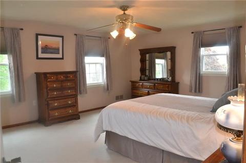5946 Graybrooke Dr, Export, PA 15632 photo 10