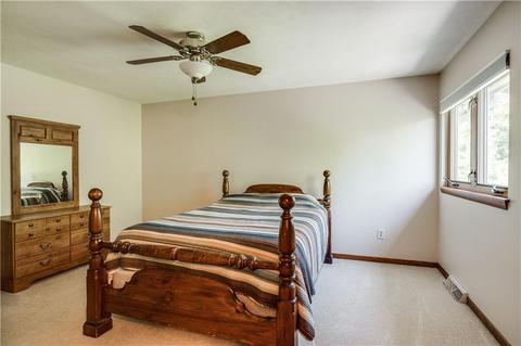 207 Cumberland Dr, Seven Fields, PA 16046 photo 15
