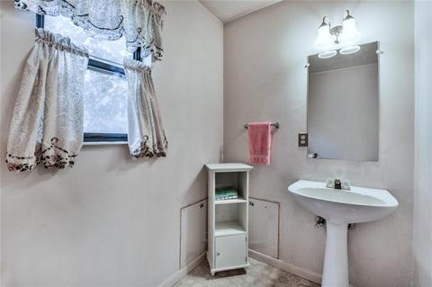 126 Mosside Loop, Seven Fields, PA 16046 photo 10