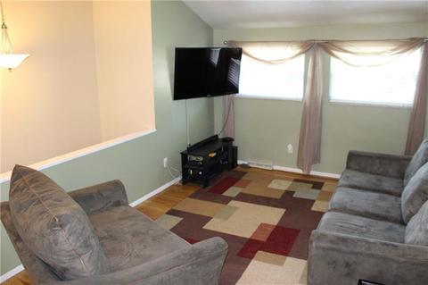11 Concord Dr, Irwin, PA 15642 photo 8