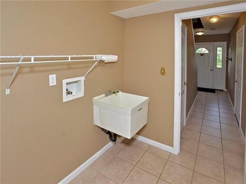 6900 Spring Valley Ln, Export, PA 15632 photo 18