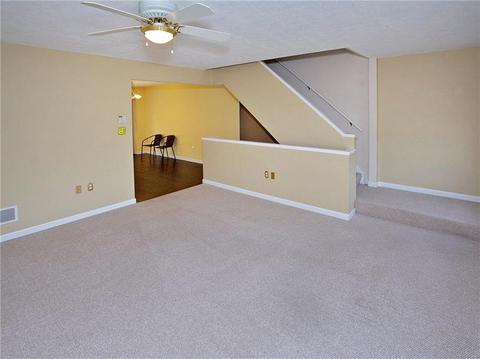 6900 Spring Valley Ln, Export, PA 15632 photo 10