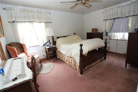 900 9th Ave, Irwin, PA 15642 photo 8