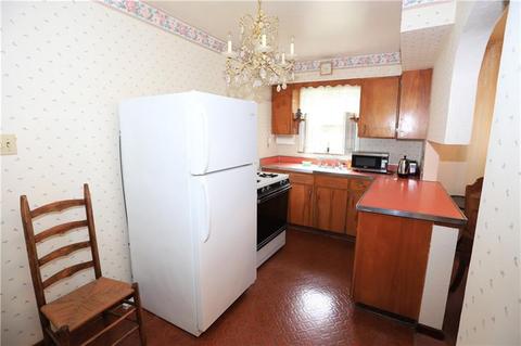900 9th Ave, Irwin, PA 15642 photo 7