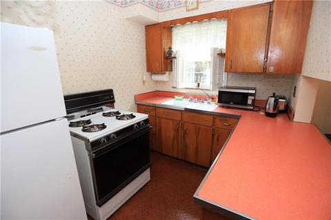 900 9th Ave, Irwin, PA 15642 photo 6