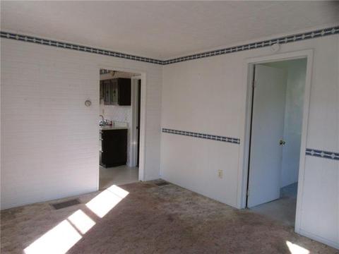 816 John St, Smith, PA 15054 photo 3