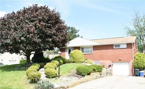 35 Corbett Ave, Irwin, PA 15642 photo 1