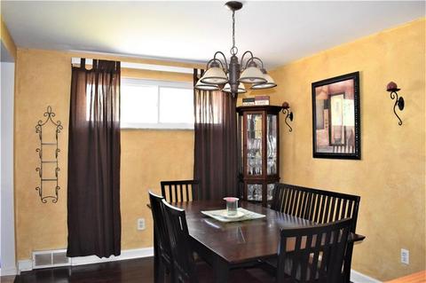 35 Corbett Ave, Irwin, PA 15642 photo 9