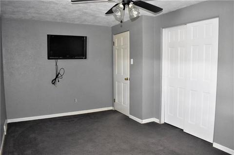 35 Corbett Ave, Irwin, PA 15642 photo 10
