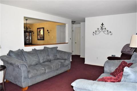 35 Corbett Ave, Irwin, PA 15642 photo 8