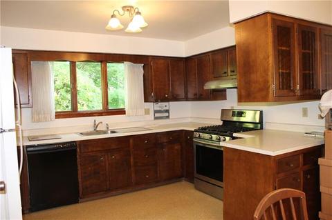 5893 Claridge Export Rd, Export, PA 15632 photo 7