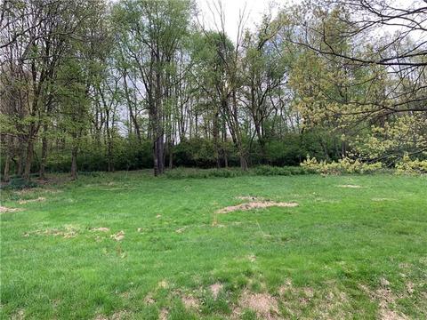 137 Hamilton St, Irwin, PA 15642 photo 5