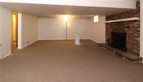 118 Lang Dr, Coraopolis, PA 15108 photo 19
