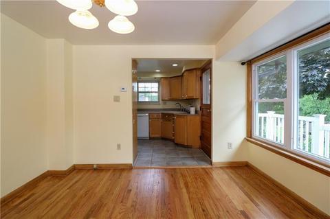118 Lang Dr, Coraopolis, PA 15108 photo 8