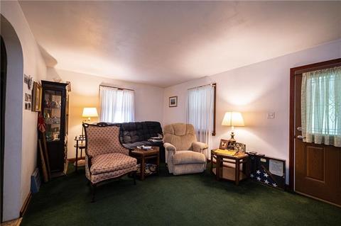 239 Stone Quarry Rd, Monaca, PA 15061 photo 3