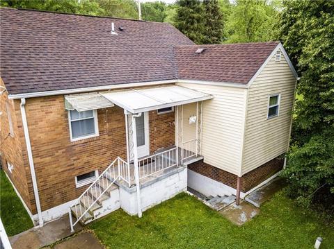 239 Stone Quarry Rd, Monaca, PA 15061 photo 1