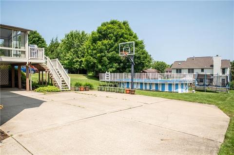33 Barri Dr, Irwin, PA 15642 photo 21