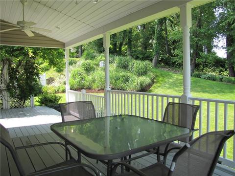 208 Rizzi Dr, Irwin, PA 15642 photo 25
