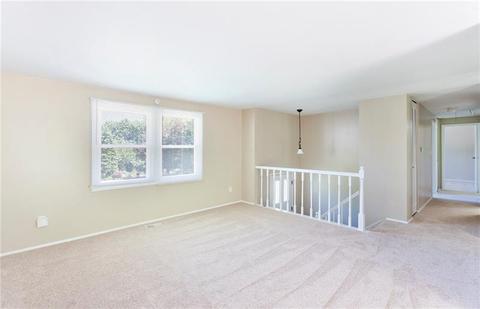 8 Quail Ct, Export, PA 15632 photo 5