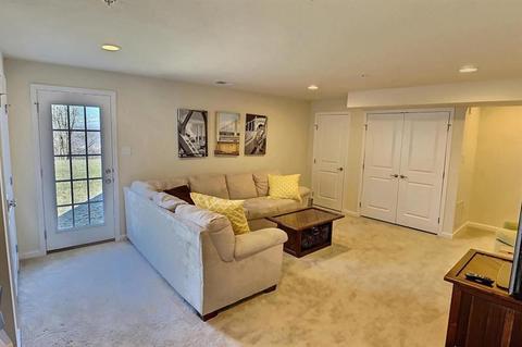 1006 Pointe View Dr, Mars, PA 16046 photo 8