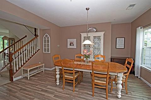 218 Broadstone Dr, Mars, PA 16046 photo 10