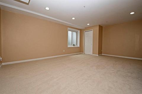 218 Broadstone Dr, Mars, PA 16046 photo 21