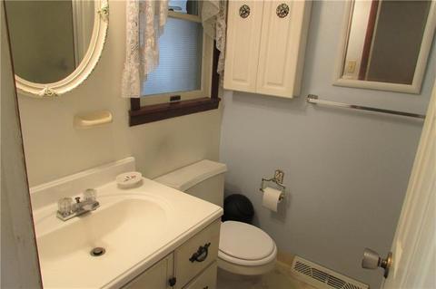 749 Utopia Rd, Apollo, PA 15613 photo 8