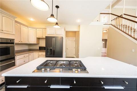 107 Mateer Dr, Monaca, PA 15061 photo 3